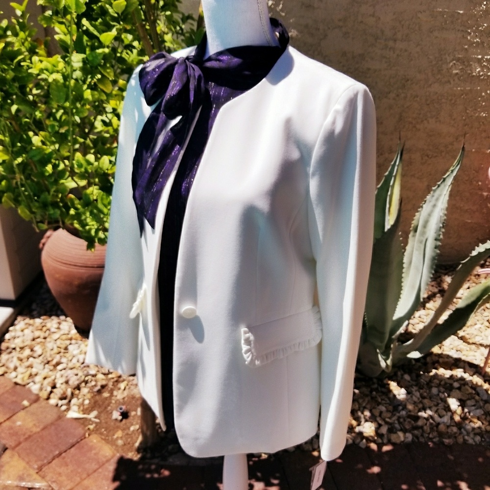 NWT Nine West Women's Blazer Ivory Size 8 - Picture 2 of 3